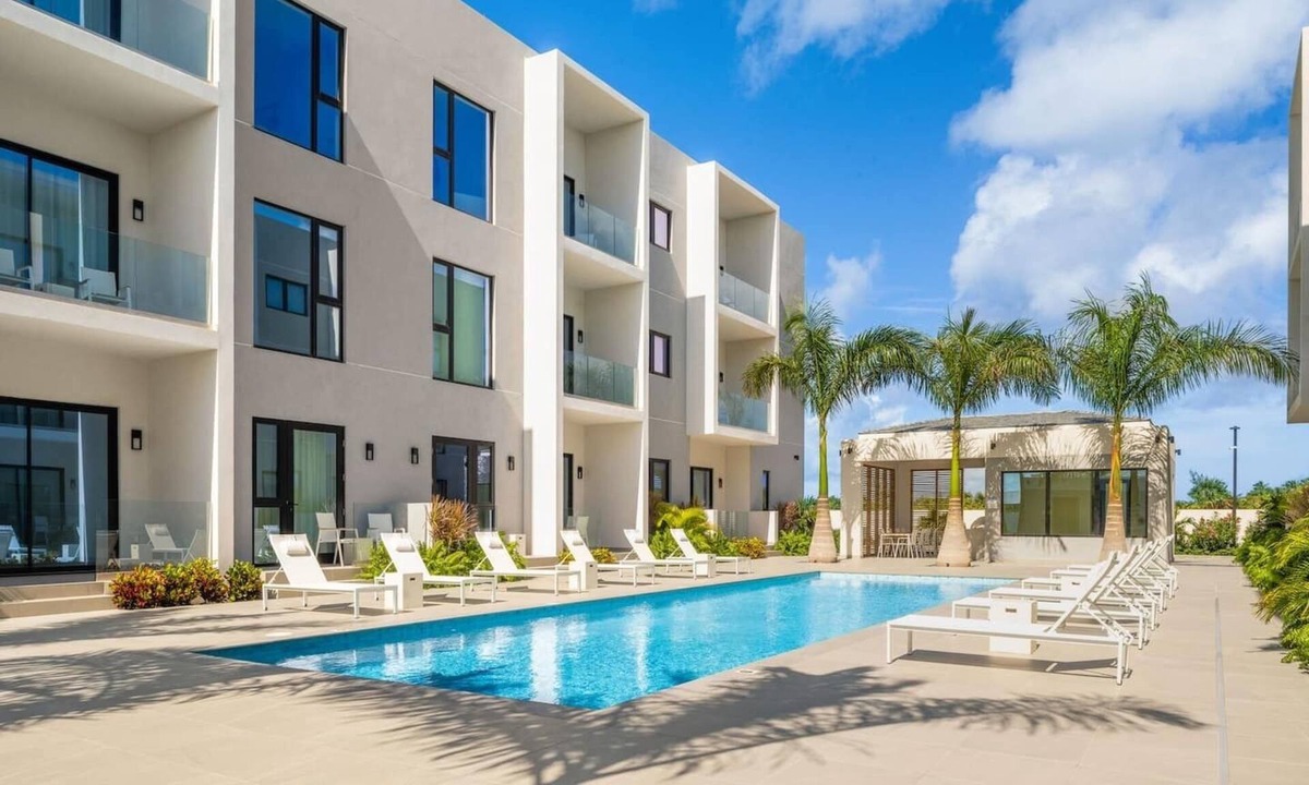 Grace Bay Apartment | 25% Off September Pool, Grace Bay, Ocean View Z102