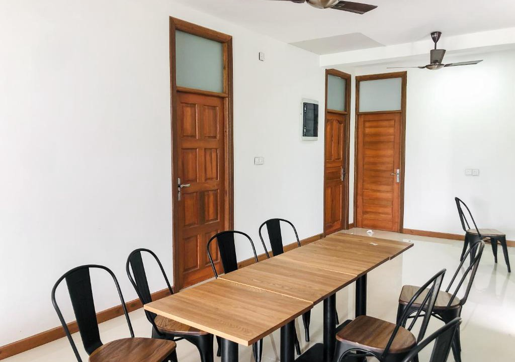 Thulusdhoo Island House | Akiri Surf Residence