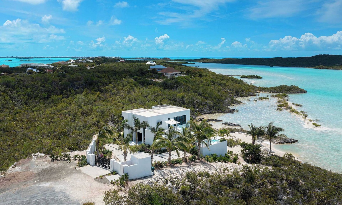 Ocean Point Villa | Cielo