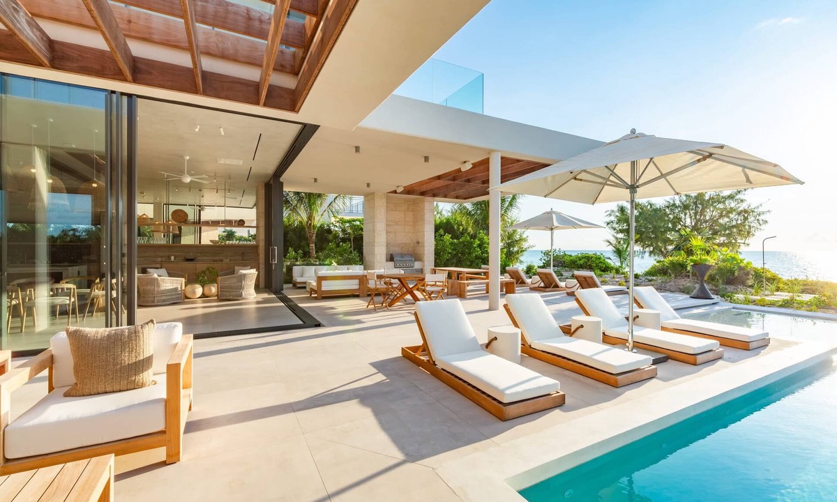 Long Bay Villa | Dune House 8BR