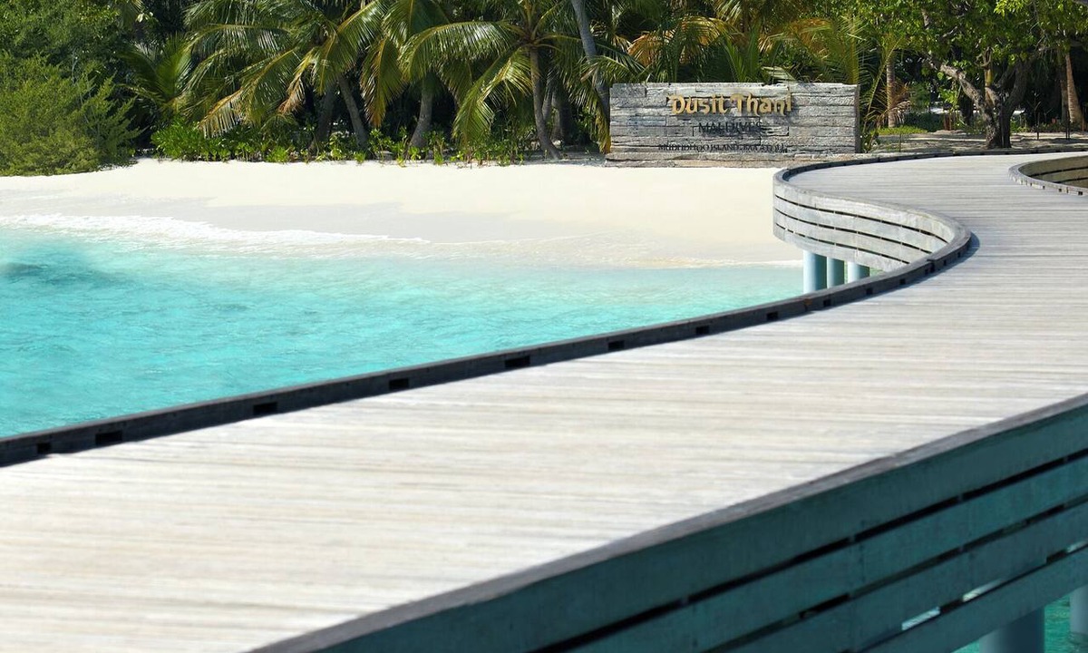 Mudhdhoo Hotel | Dusit Thani Maldives