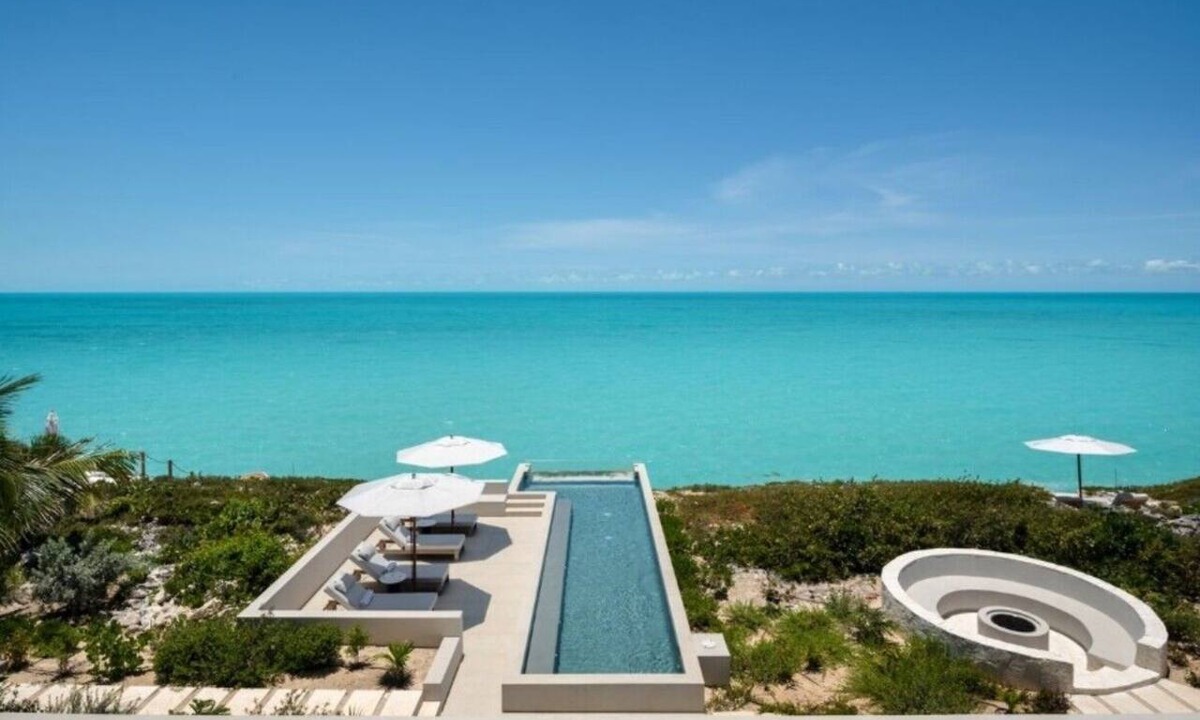Juba Sound Hotel | Exclusive Ocean Estate with 2 Guest Houses, Infinity Pool & Private Sea Access