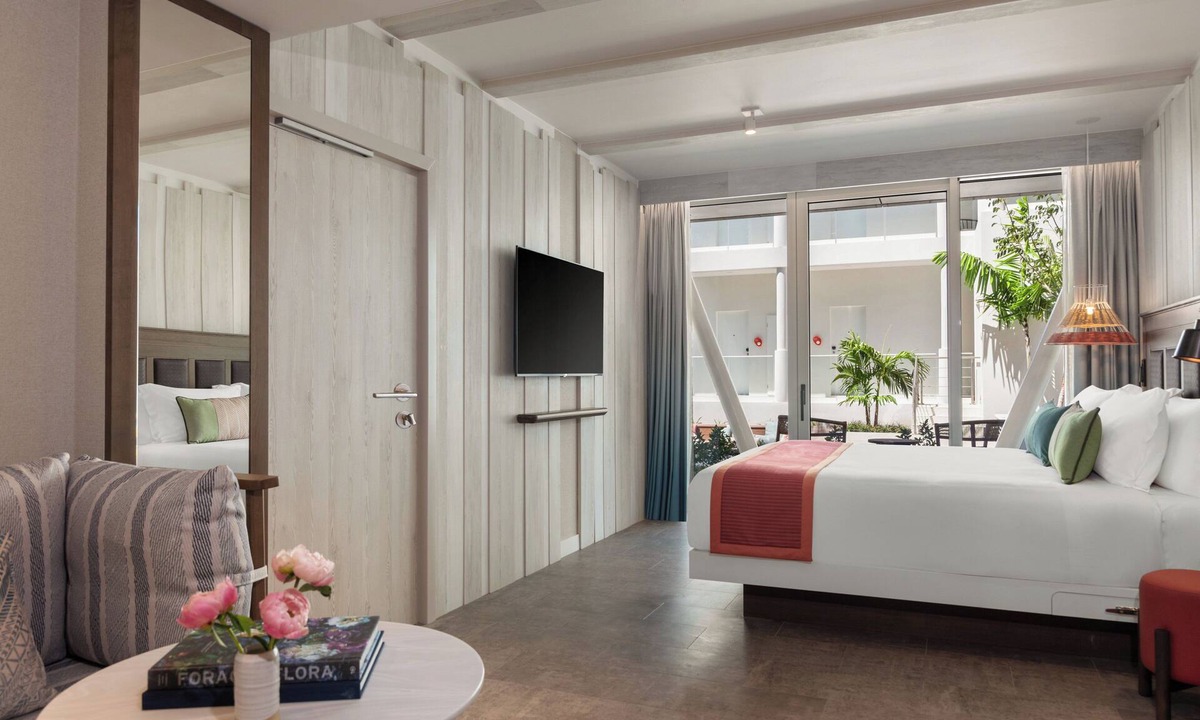 The Bight Hotel | Hotel Indigo Turks Caicos Grace Bay by IHG