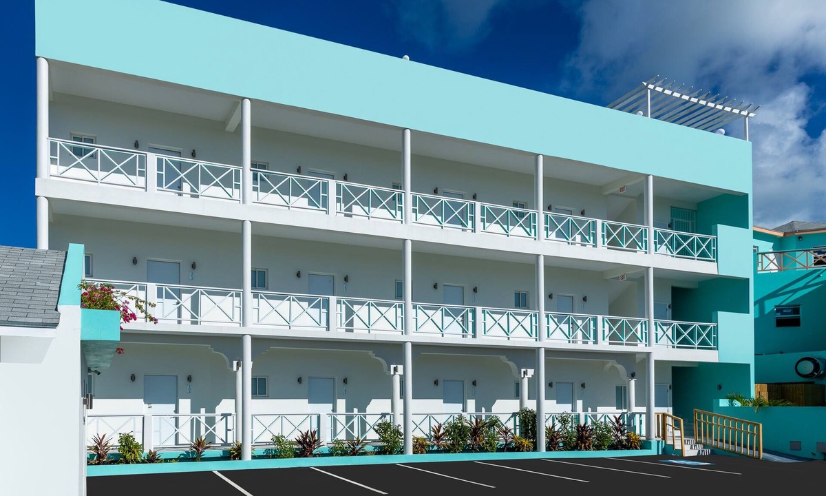 Grace Bay Hotel | King Size Bedroom - TheSuites@Mrgroupers