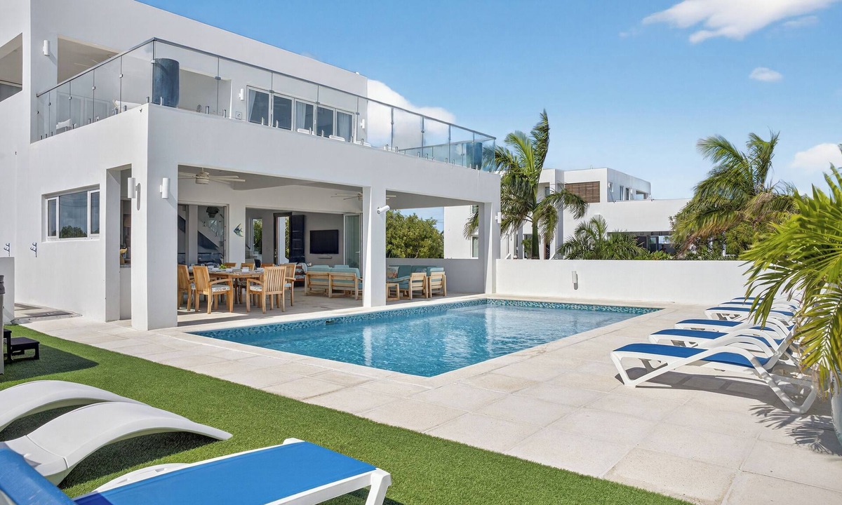 Long Bay Villa | Luxury Caribbean Villa Escape with Private Pool