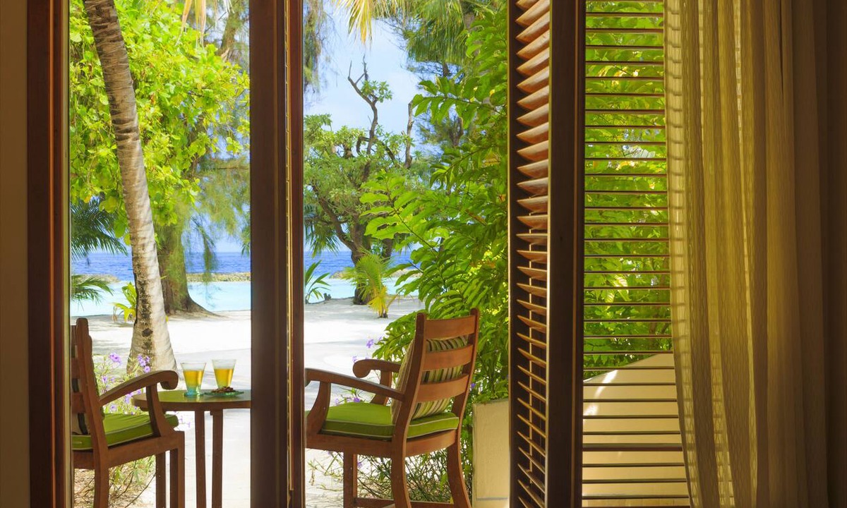 Vihamanafushi Resort | Niva Kurumba Maldives