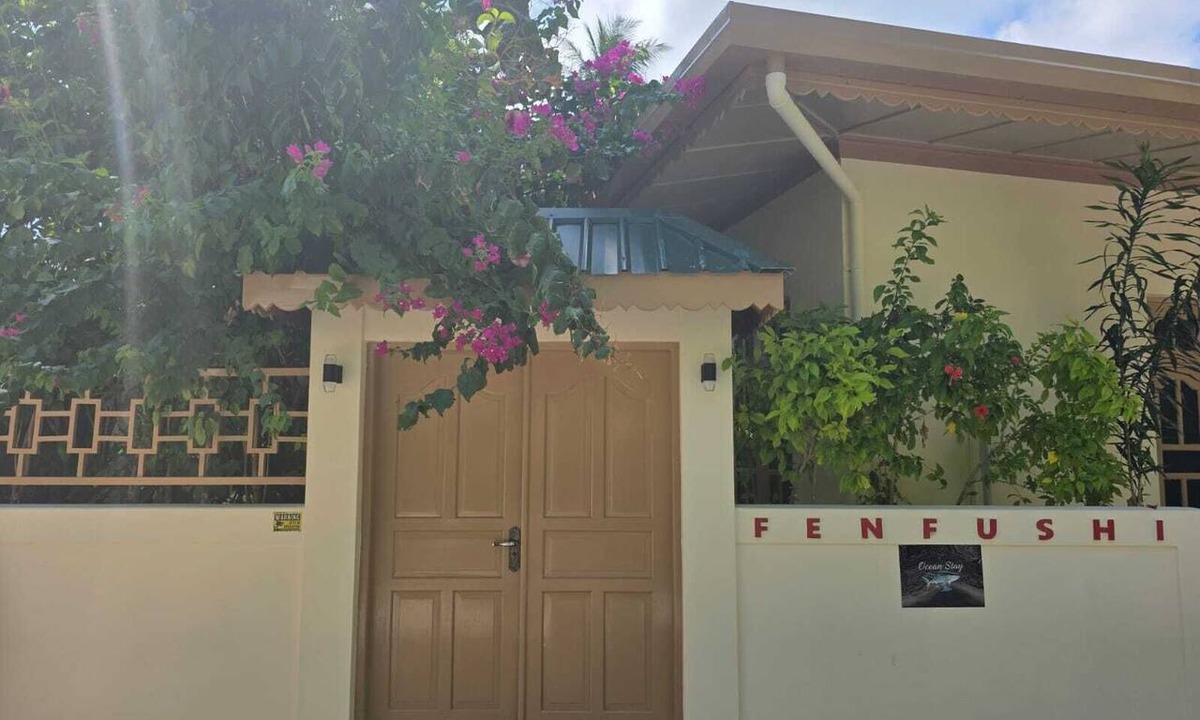 Fenfushi House | Ocean Stay & Dive