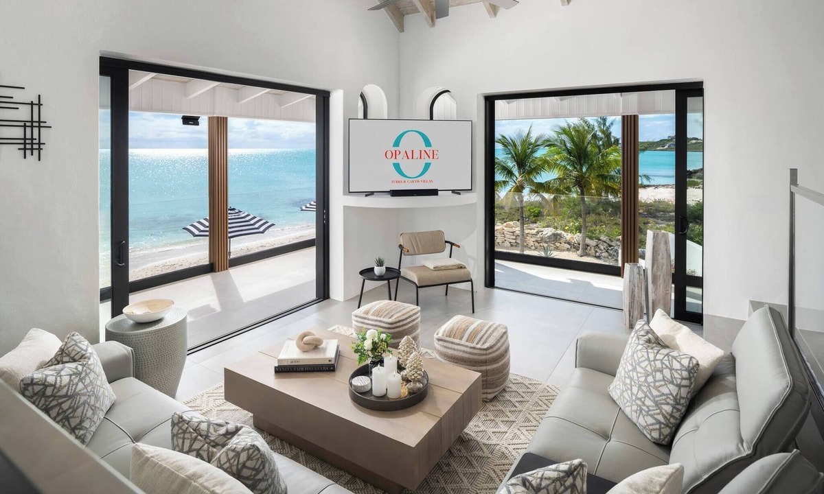Venetian Road Settlement Villa | Opaline Villa 4 BR 2Bath Ocean Front Villa
