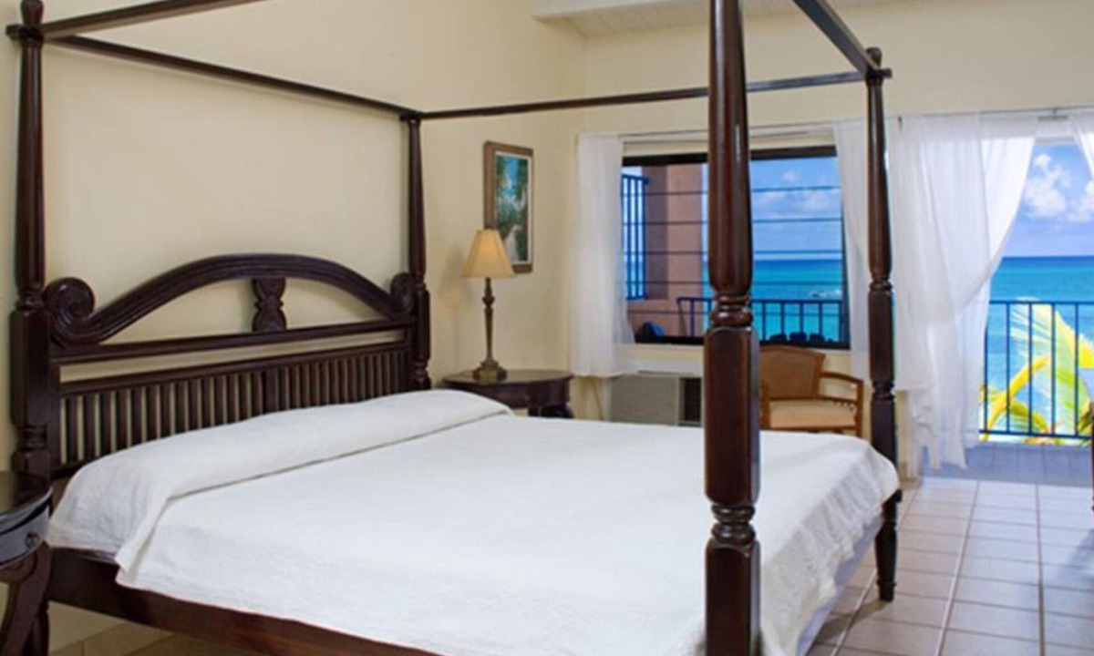 Cockburn Town Resort | Osprey Beach Hotel