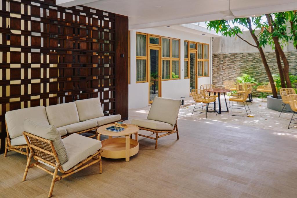 Maamigili Hotel | Ranfaru Inn