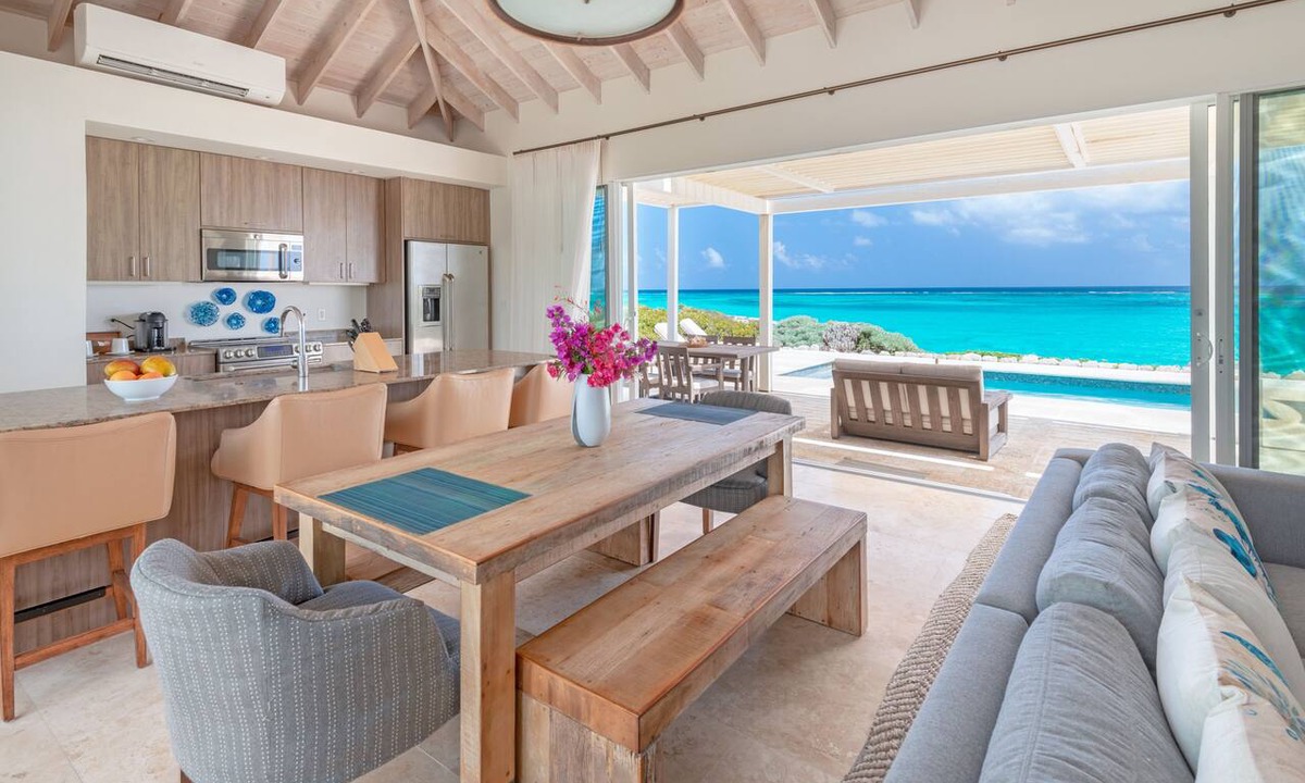 Cockburn Harbour Hotel | Sailrock South Caicos, Small Luxury Hotels of the World