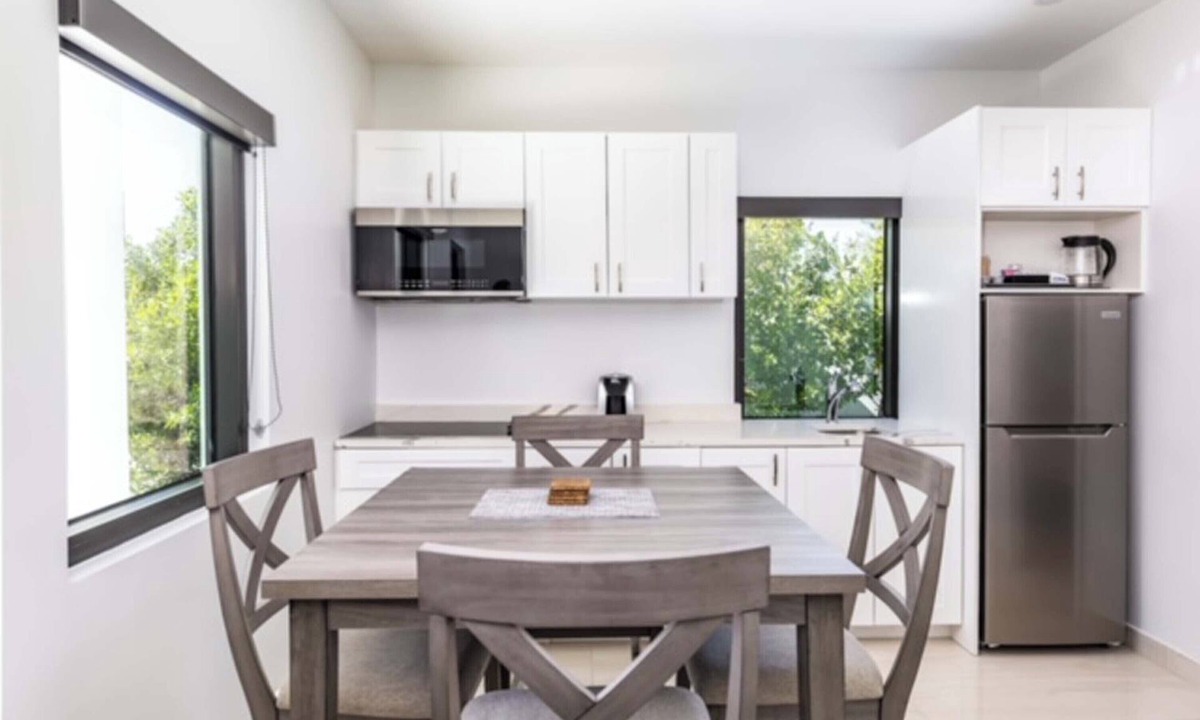 Grace Bay Hotel | Seascape Grace Bay Hotel & Townhome Villas