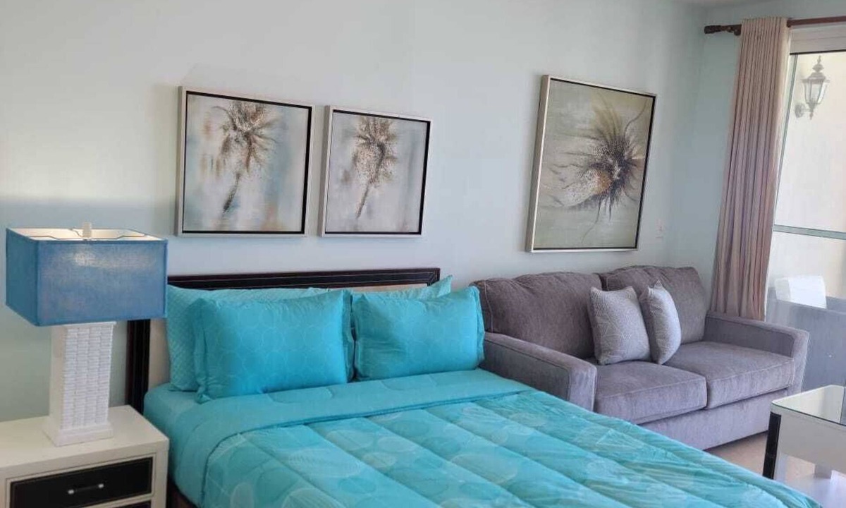 The Bight Condo | "Soleil"- Updated Luxury Studio- Turtle Cove- Stunning Carribean Views