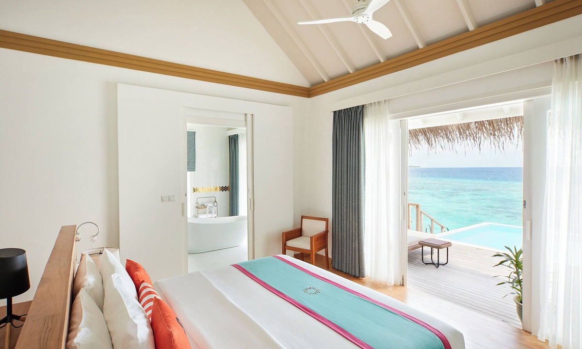 Dhaalu Resort | Sun Siyam Iru Veli - 24 Hours All-Inclusive