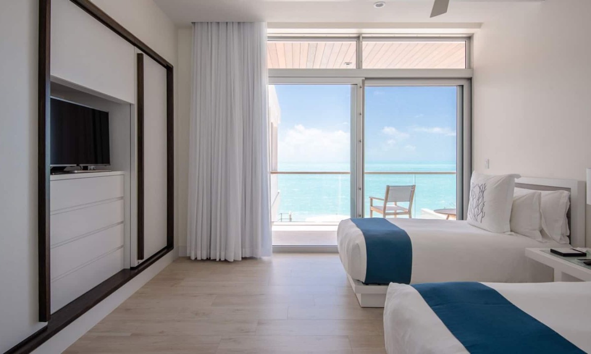 Venetian Road Settlement Villa | Top villa with fantastic views
