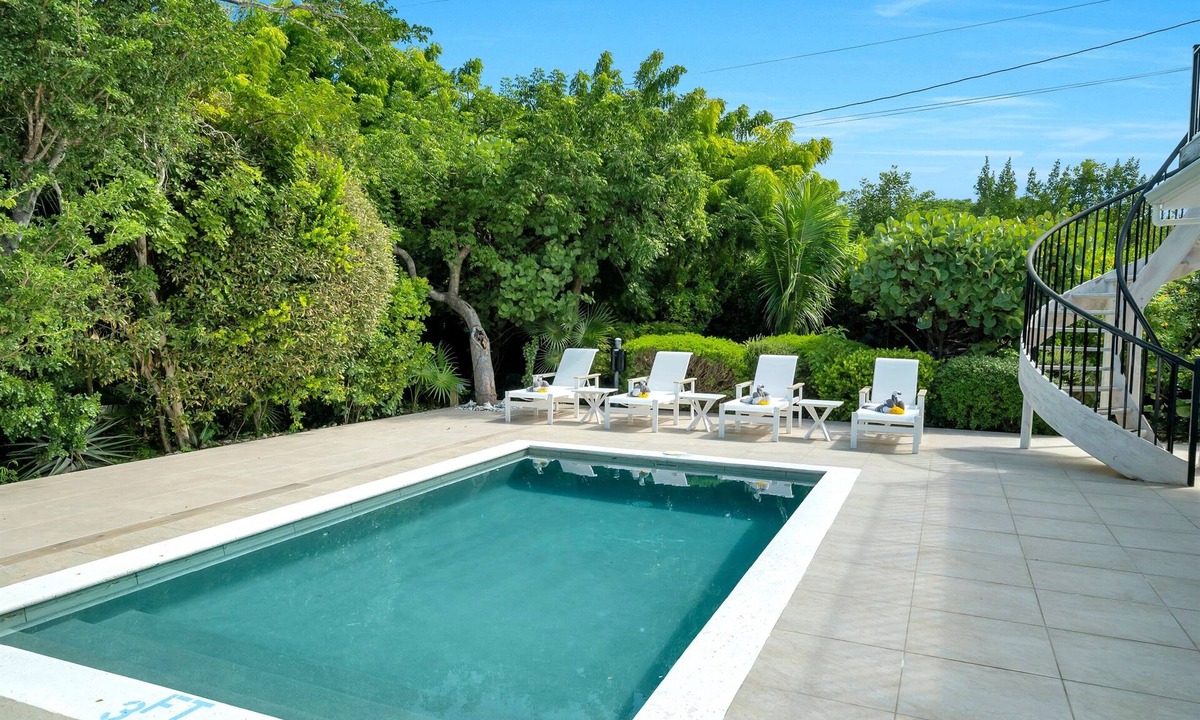 Grace Bay West Villa | Turquoise Coral Villa 2 BDR