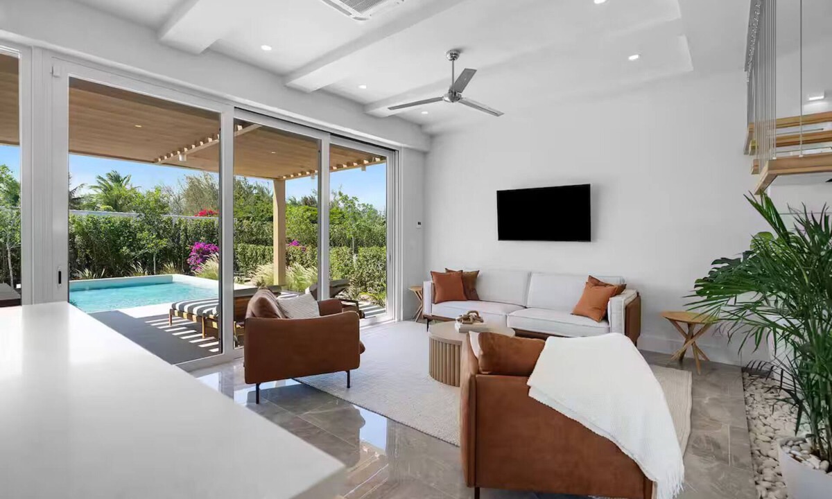 The Bight Villa | Villa Grace Expectations, Beachwalk Villa 4
