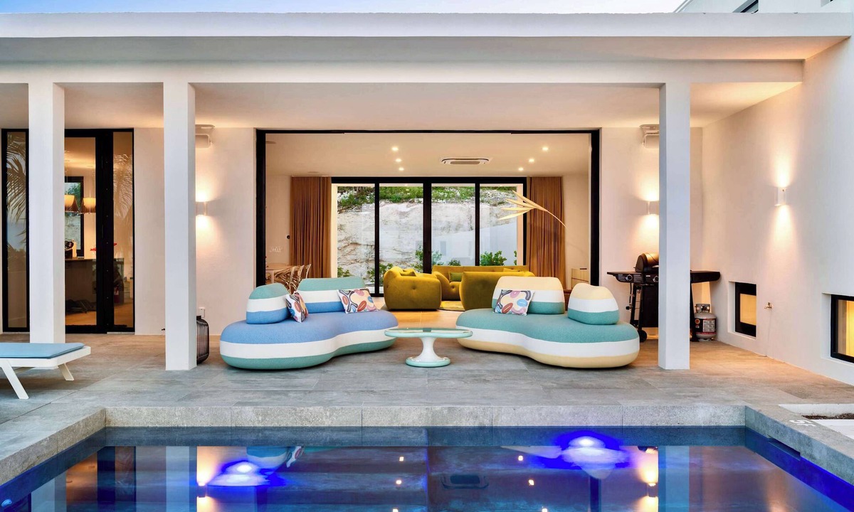 Blue Mountain Villa | Villa Jupiter · Award-Winning · Pool · Concierge