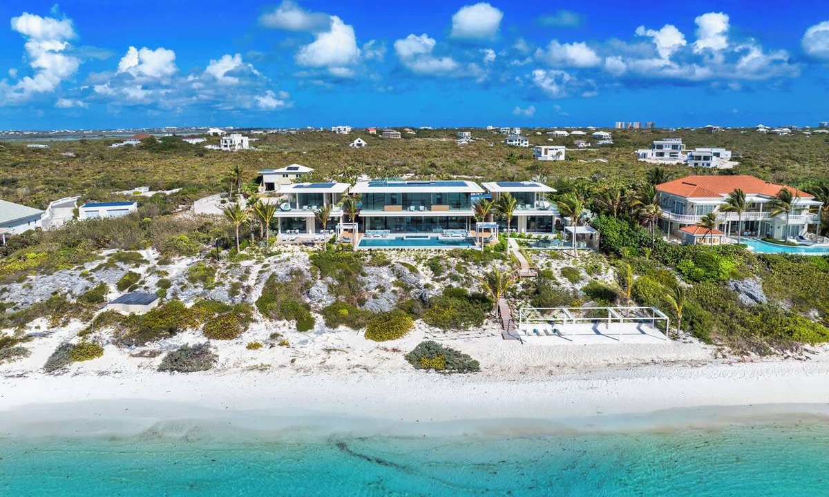 Long Bay Hills Villa | Villa Paradisa