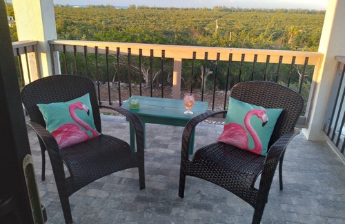 Bambarra House | 22 Seabreeze - Sitting high on the ridge!