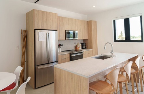 Grace Bay Apartment | 25% Off September Pool, Grace Bay, Ocean View Z102
