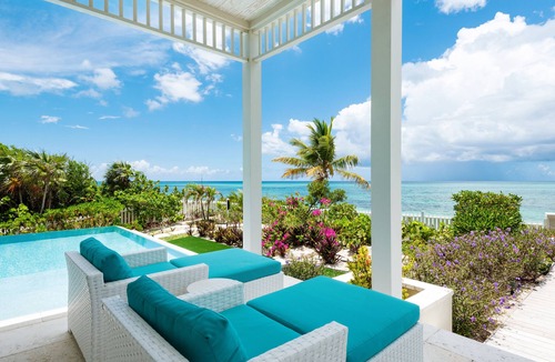Providenciales House | 6 bedroom accommodation in Providenciales