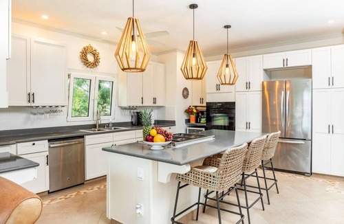 Ocean Point Villa | A Secluded Retreat on Silly Creek