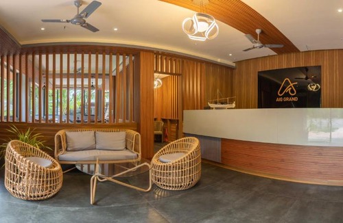 Fuvahmulah Hotel | Aig Grand
