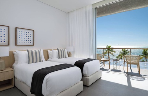 Leeward Settlement Bed & Breakfast | Ambra Beach Club and Restaurant