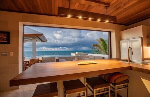Providenciales Villa | Beach Cake – A Stylish Beachfront Hideaway at Turtle Cove, Providenciales