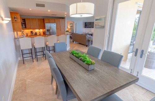 Grace Bay Condo | Beach Front Luxury Condo in the Heart of Grace Bay at Villa Renaissance.