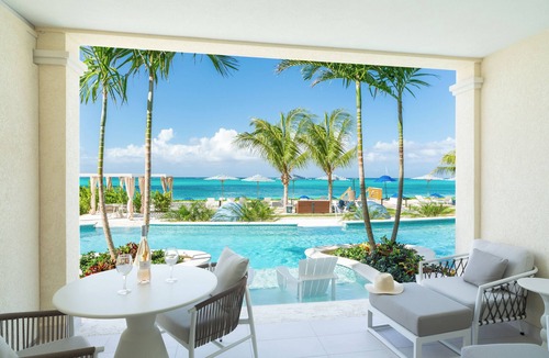The Bight Hotel | Beachfront at Windsong on the Reef