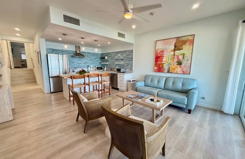 The Bight Condo | BRAND NEW LISTING- Beautiful luxury 1 -b/r Ocean front view!