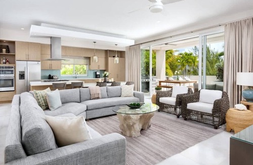 Leeward Settlement Villa | Canal Front Villa w/Pool & Balcony Views