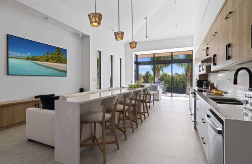 Leeward Settlement Villa | Canalfront Turks & Caicos Villa w/Infinity Pool