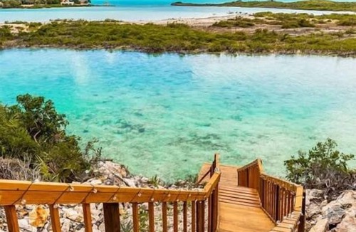 Ocean Point Apartment | Chalk Sound Lagoon Cottage with Kayak Dock