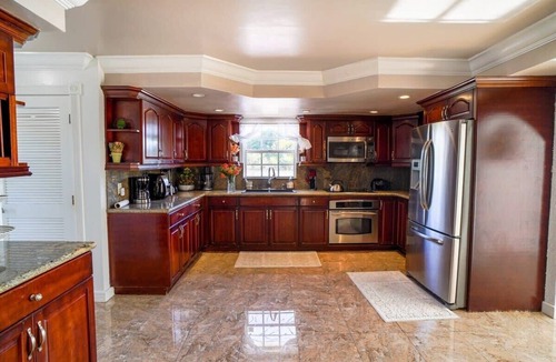 Ocean Point House | Chalk Sound Waterfront: Pool, Spa Tub & Kayaks