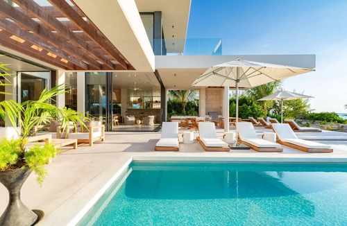 Long Bay Villa | Dune House 7BR