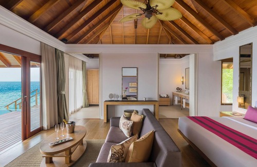 Mudhdhoo Resort | Dusit Thani Maldives - 50 percent off on Transfers for Stays of 5 Nights stay until 23 October 2026