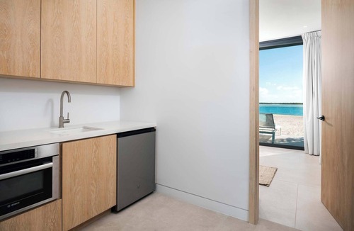 Leeward Settlement Villa | Emerald Breeze