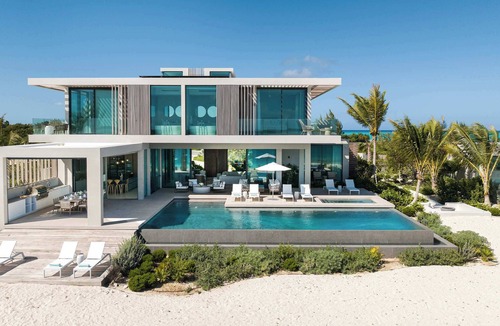 Leeward Settlement Villa | Emerald Breeze