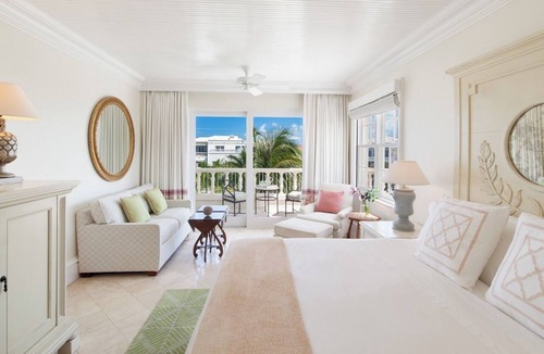Grace Bay Hotel | Exclusive Beachfront Experience with Pool, Gourmet Dining, and Stunning Views