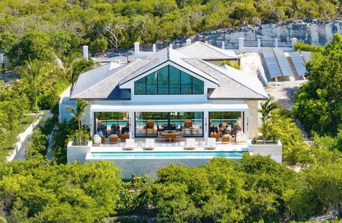Blue Mountain House | Forget-Me-Not - 4BR Private Ocean View Paradise, part of Villas at Blue Mountain