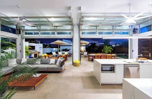 Long Bay Villa | Great for Friends/Families, Private Villa w/Pool 9