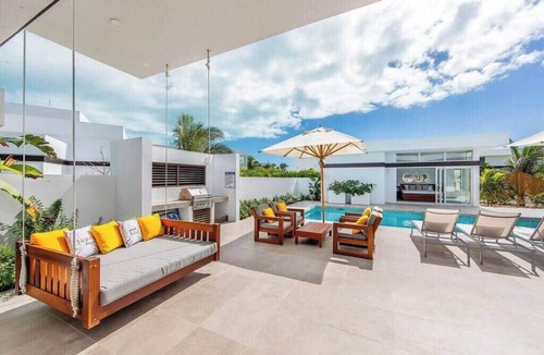 Long Bay Villa | Great for Friends/Families, Private Villa w/Pool 9