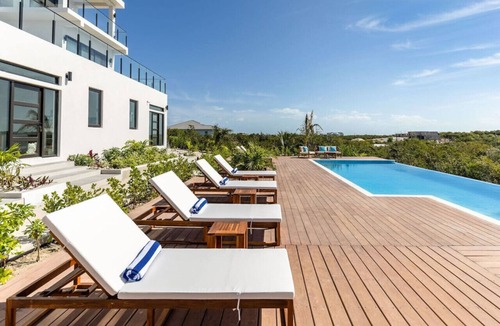 Long Bay Apartment | Jade@Long Bay Retreat-Luxury Stay near Grace Bay