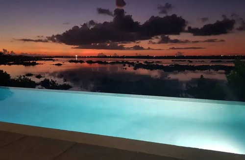 Long Bay Hills Apartment | Juba Sunset