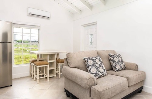 Bottle Creek House | Lagoon-Side Home Near Beach and Water Sports