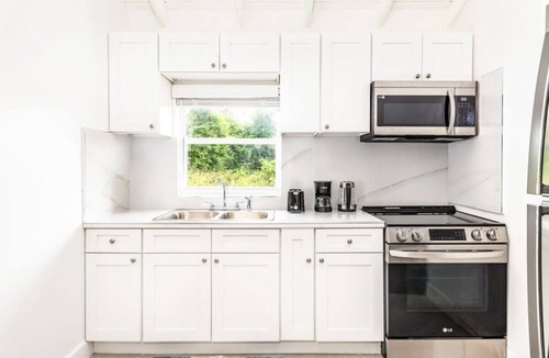 Bottle Creek House | Lagoon-View Home Near Beach & Water Sports