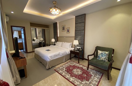 Hanimaadhoo Bed & Breakfast | Maldives Family Vacation Home on the beach with a pool and game room